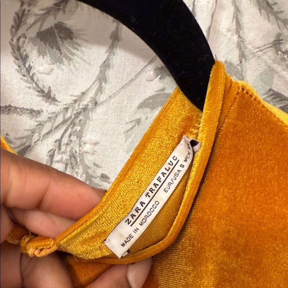 Zara Mustard Velvet Jumpsuit - Picture 2 of 8